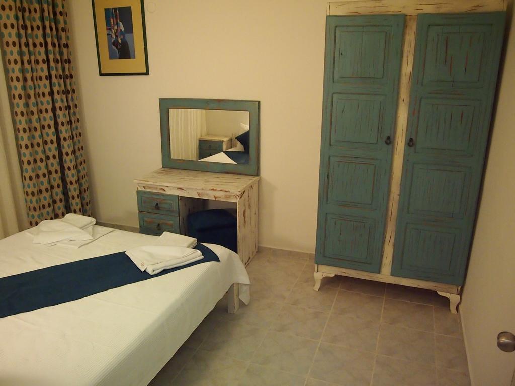 Ozcem Apart Aparthotel Fethiye Room photo